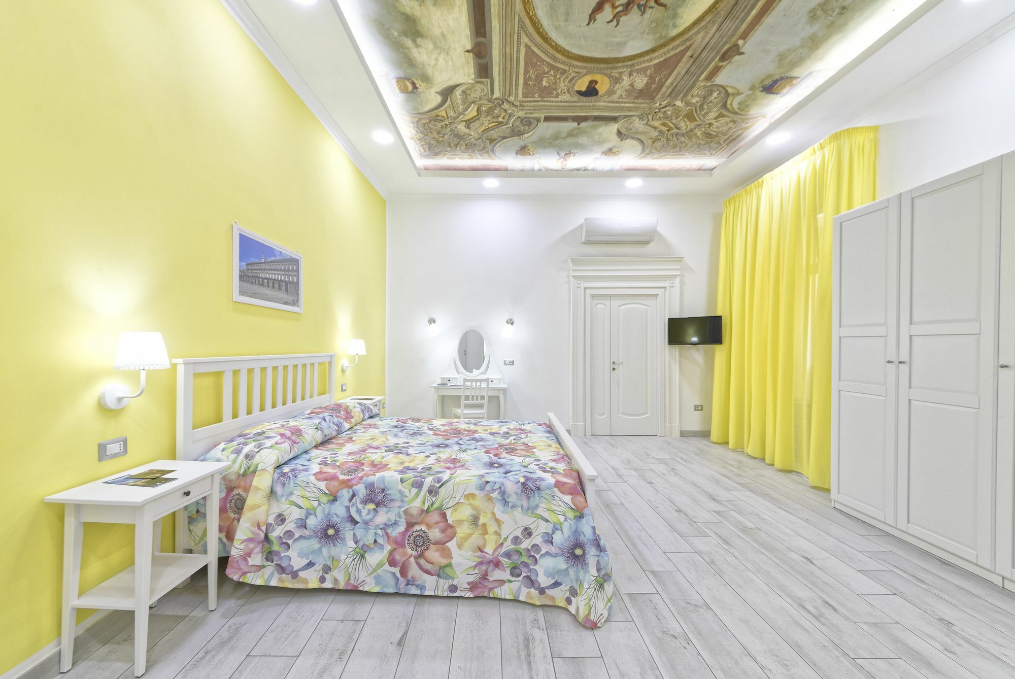 B&B Rest A Napoli Nápoles Exterior foto