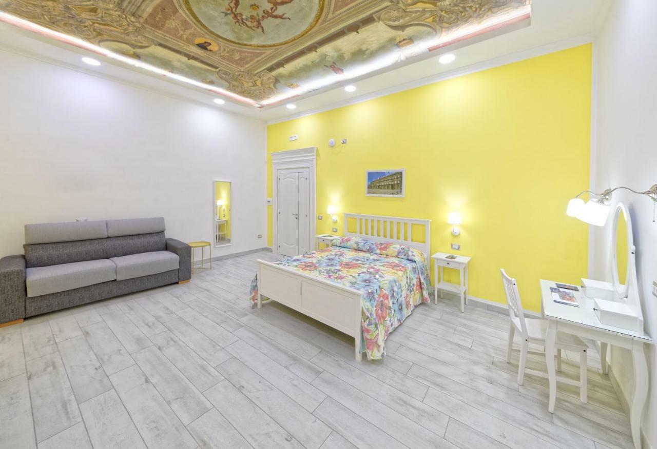 B&B Rest A Napoli Nápoles Exterior foto